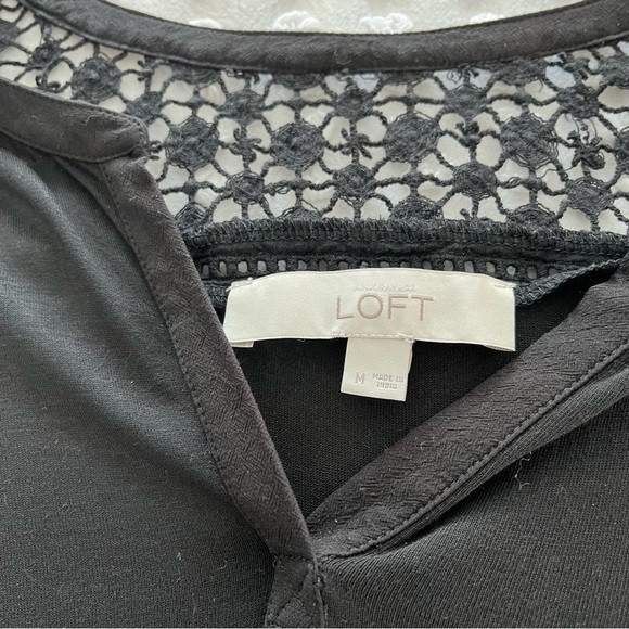 LOFT black sleeveless top with lace at the shoulder and ruffled hem. Medium - Picture 4 of 7